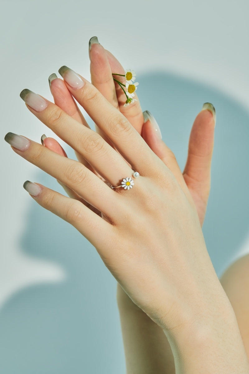 Daisy Anxiety Ring