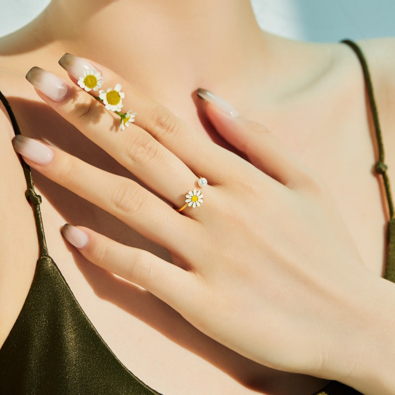 Daisy Anxiety Ring